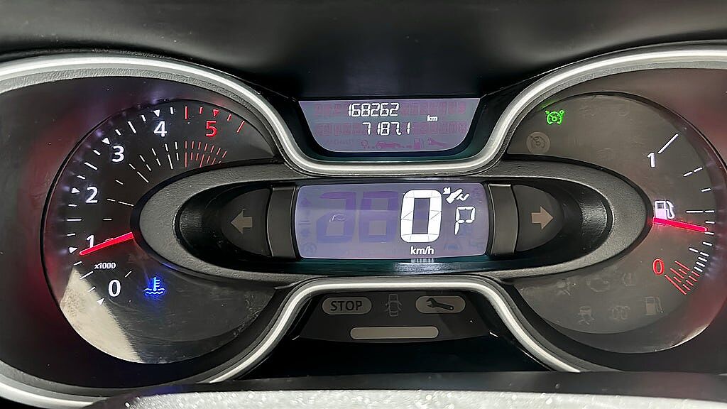 Nissan NV300